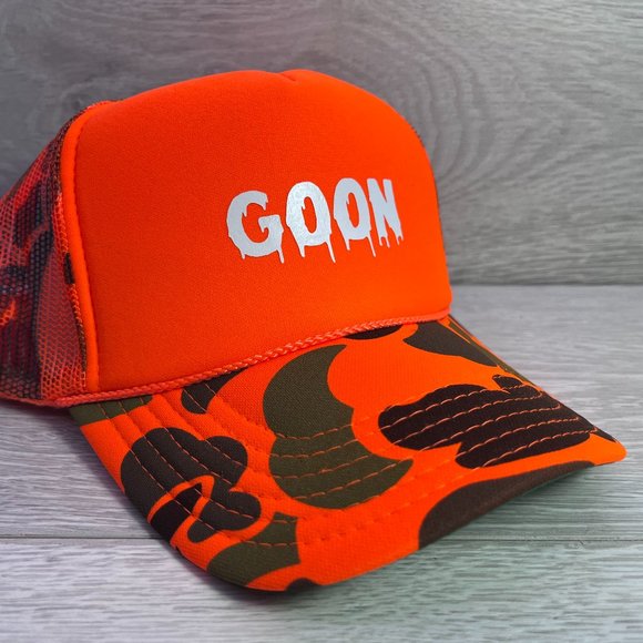 NEW VINTAGE STYLE GOON ORANGE CAMO TRUCKER HAT CAP ADULT SIZ… - Picture 1 of 2